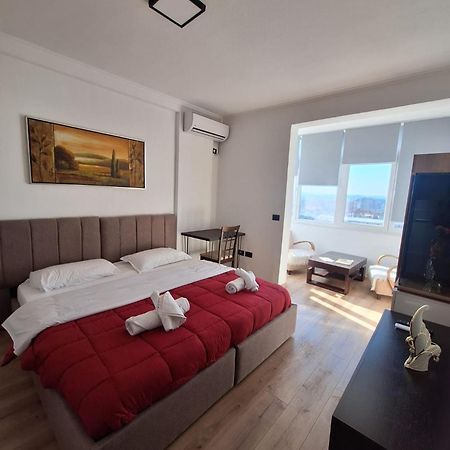 Albania Apartment Near Tirana City Center Double Or Twin Bed Екстер'єр фото