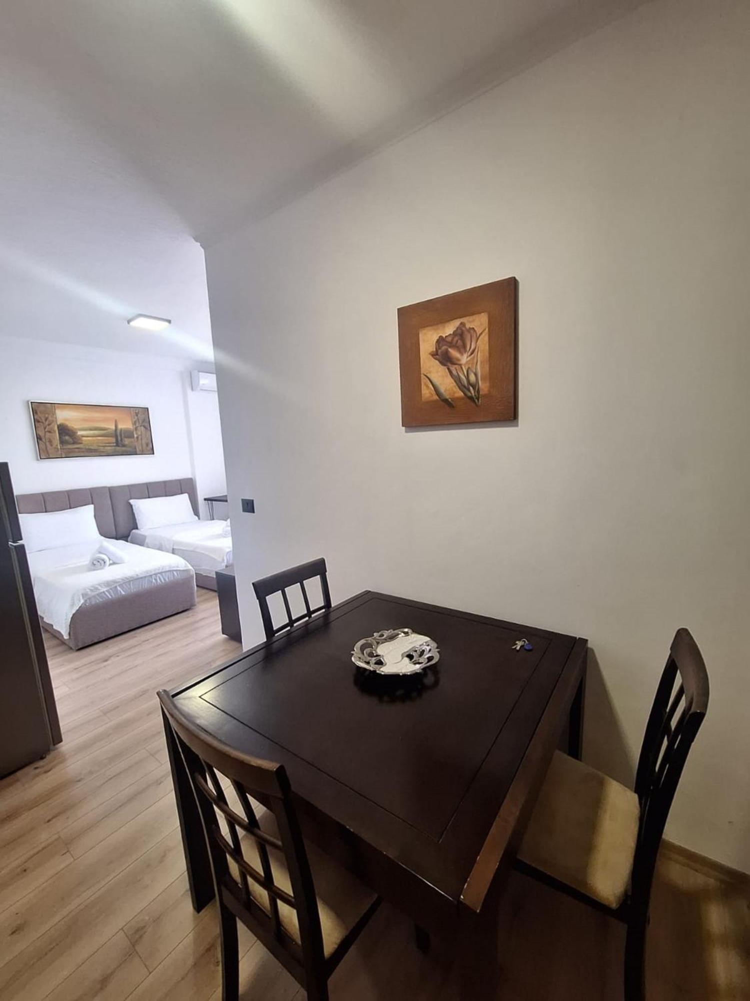 Albania Apartment Near Tirana City Center Double Or Twin Bed Екстер'єр фото